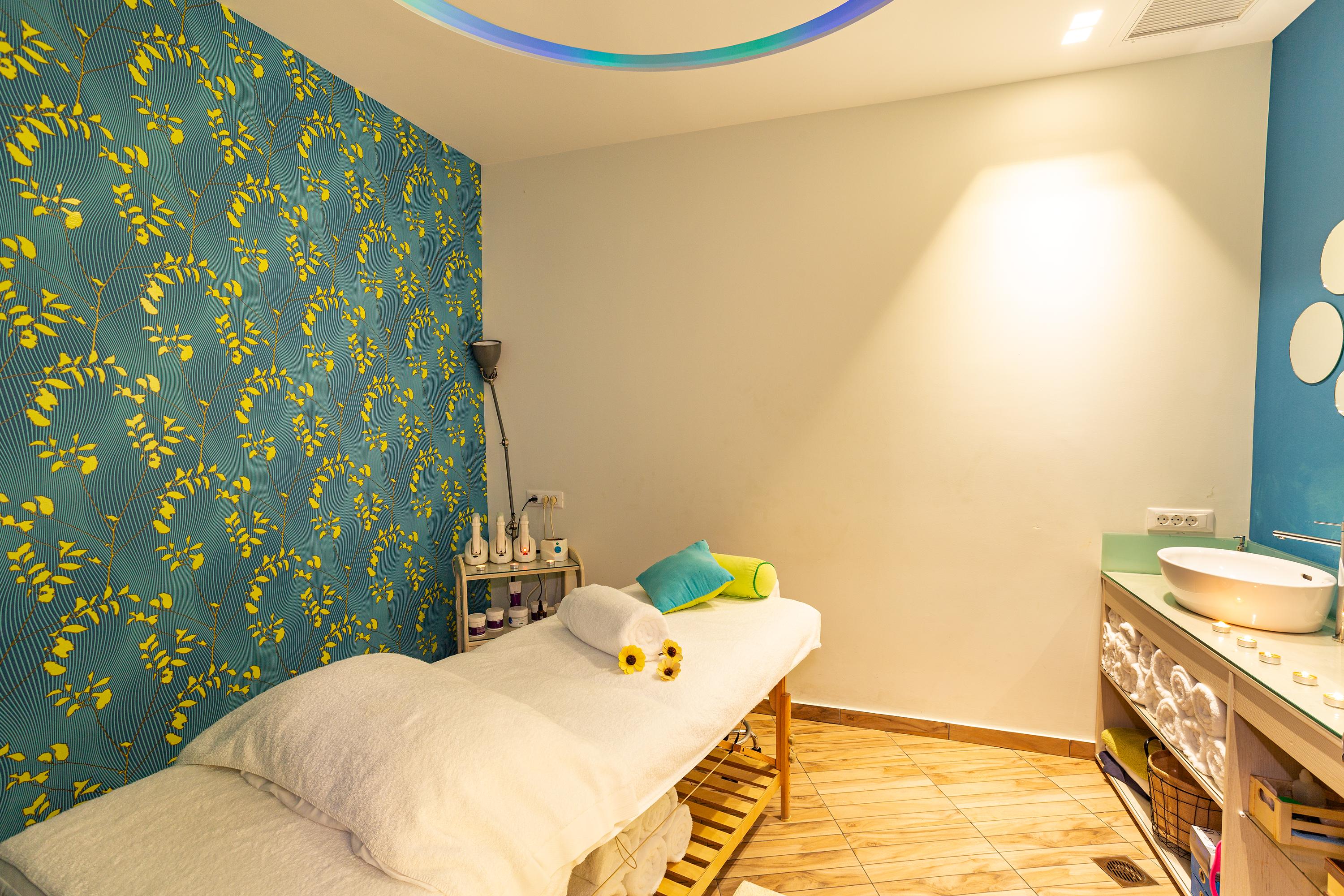 Rhodos Horizon Blu-adults Only 4*